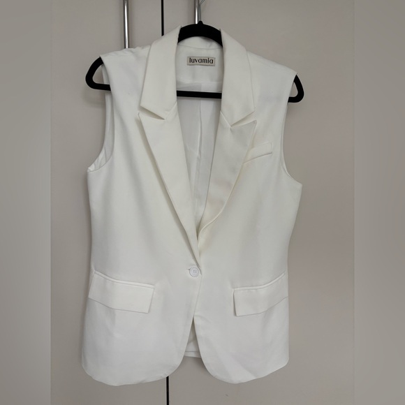 Jackets & Blazers - Luvamia White Sleeveless Blazer Vest